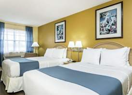Days Inn by Wyndham Madison 5