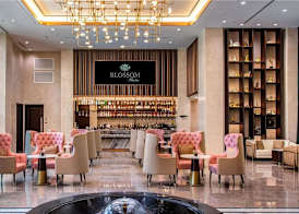 Blossom Hotel Houston, Curio Collection by Hilton 4