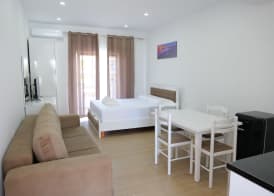 Lux Apartments 2