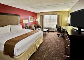 Holiday Inn & Suites CHICAGO NORTHWEST - ELGIN by IHG 5
