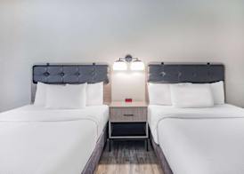 La Quinta by Wyndham Evansville 4