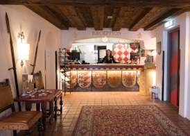 Family Hotel Schloss Rosenegg 2