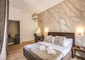 River Luxury Suites 5