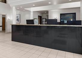 Super 8 by Wyndham Quebec City 4