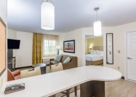 Candlewood Suites SECAUCUS - MEADOWLANDS by IHG 2
