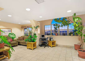Microtel Inn & Suites by Wyndham Albuquerque West 2