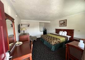 Americas Best Value Inn Hanford 3