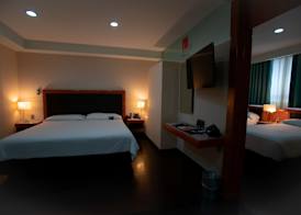 Hotel Abastos Plaza 5