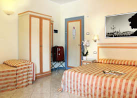 Hotel Regit 4