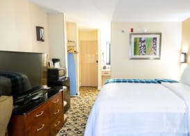Baymont by Wyndham College Park Atlanta Airport South 5