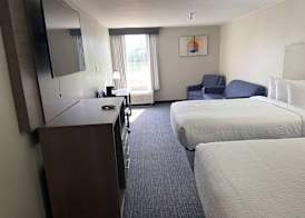 Days Inn & Suites by Wyndham Tahlequah 4