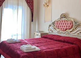 Colosseo Rooms Imperial Rome 5