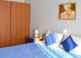 Pantheon Deluxe Apartments 5