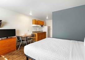 Extended Stay America Select Suites - Phoenix - North 5