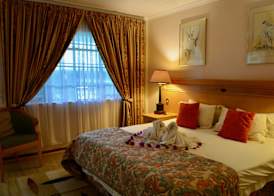 Shamrock Arms Guest Lodge 5