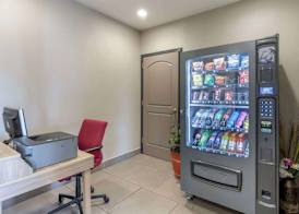 Country Inn & Suites by Radisson, St Peters, MO 3