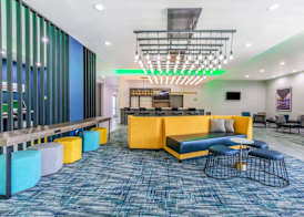 La Quinta Inn & Suites by Wyndham Galveston West Seawall 3