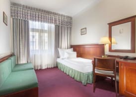Hotel Lunik 4