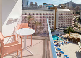 Ambassador Playa II 4