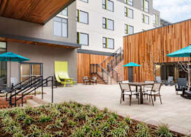 Embassy Suites by Hilton Boulder 3