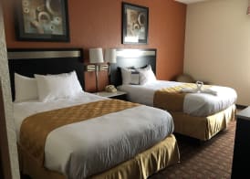 Baymont by Wyndham Cincinnati Sharonville 5