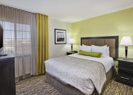 Candlewood Suites INDIANAPOLIS AIRPORT by IHG 5