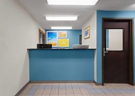 Days Inn by Wyndham Austin 5