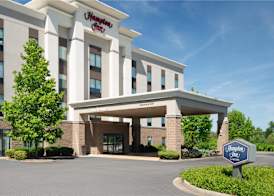 Hampton Inn Fairmont 4