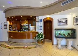 Hotel Mocambo Riccione CENTRALISSIMO AL MARE 5