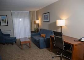 Comfort Inn & Suites Erie - Splash Lagoon Indoor Waterpark 5