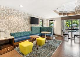 Hampton Inn Ft. Myers-Airport I-75 5