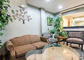 Microtel Inn & Suites by Wyndham Riverside 2