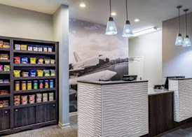 La Quinta by Wyndham Huntsville Airport Madison 5