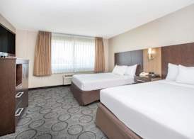 Baymont by Wyndham San Diego Downtown 3