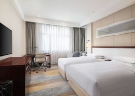 Courtyard by Marriott Wuxi Lihu Lake 5