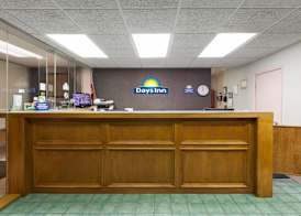 Days Inn by Wyndham Norman 2