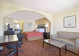 Days Inn by Wyndham Hammond 4