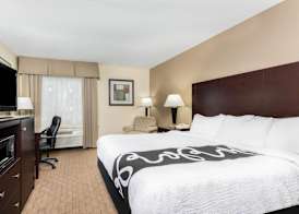 AmericInn by Wyndham Frankfort IN 5