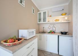 Nido Belvedere AC and Lake View - Happy Rentals 4