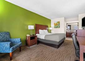 Quality Inn Eastman 5