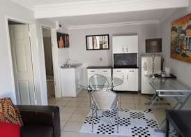 Micasa Sucasa Guesthouse Melville 5