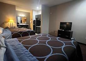 Super 8 by Wyndham Center 5
