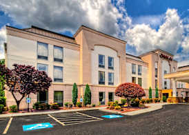 Hampton Inn Greensburg 2