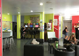 HelloBCN Youth Hostel Barcelona 3