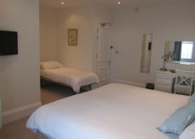 Ommaroo Hotel 5