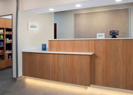 Fairfield Inn & Suites Dallas Park Central 2
