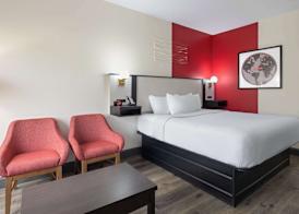 Ramada by Wyndham Locust Grove 5