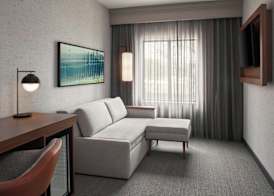 Courtyard by Marriott Hamilton 5
