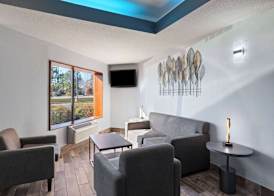 Baymont by Wyndham Creedmoor 5