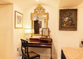 Large 4-bed 8-guests W/patio 1841 House Paddington 5